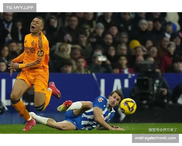 本轮西甲赛场VAR判罚再度引争议 裁判尺度统一性受讨论